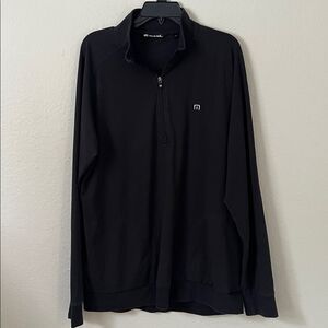 Travis Mathew Men's Networking Quarter Zip Pull Over in Size XL